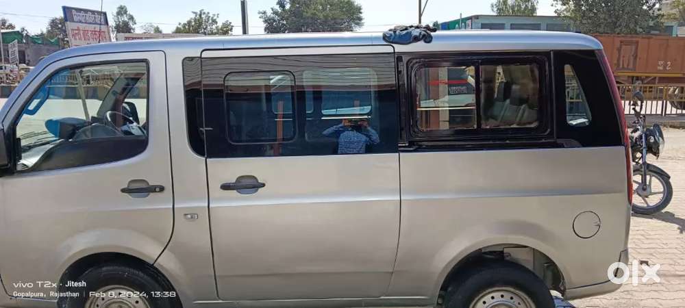 Tata Venture Ex 2012