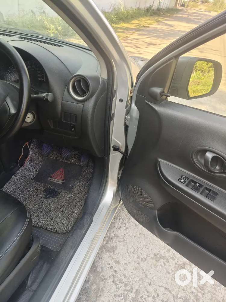 Nissan Micra 2012 Petrol 92500 Km Driven