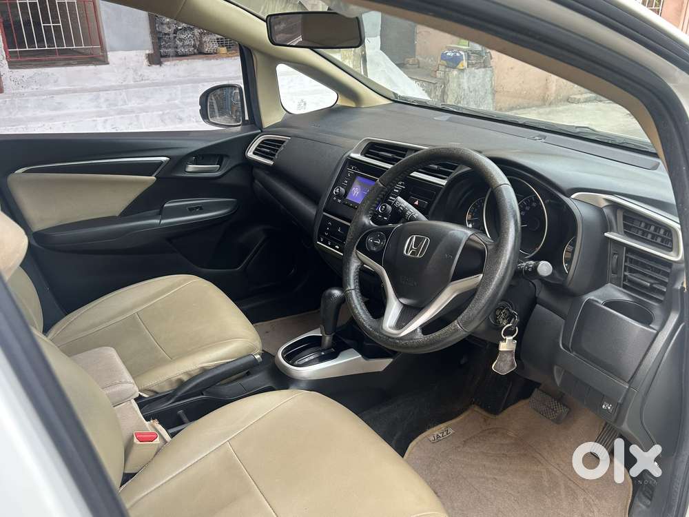Honda Jazz V Automatic, 2017, Petrol