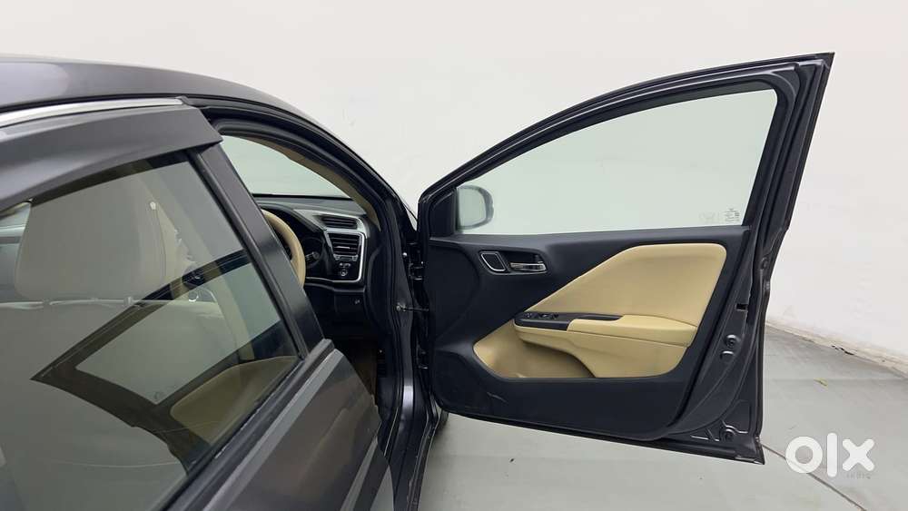 Honda City 1.5 V 4th Gen I-vtec Mt, 2022, Petrol
