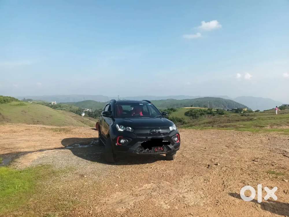 Tata Nexon 2023 Petrol 17900 Km Driven