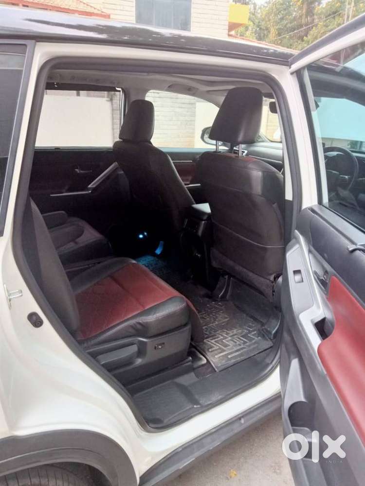 Toyota Innova Hycross 2.0 Zx (o) Hybrid 7 Str, 2025, Petrol