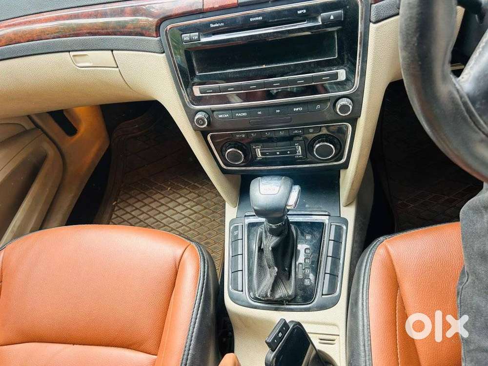 Skoda Superb 2.0 Ambition Tdi At, 2012, Diesel