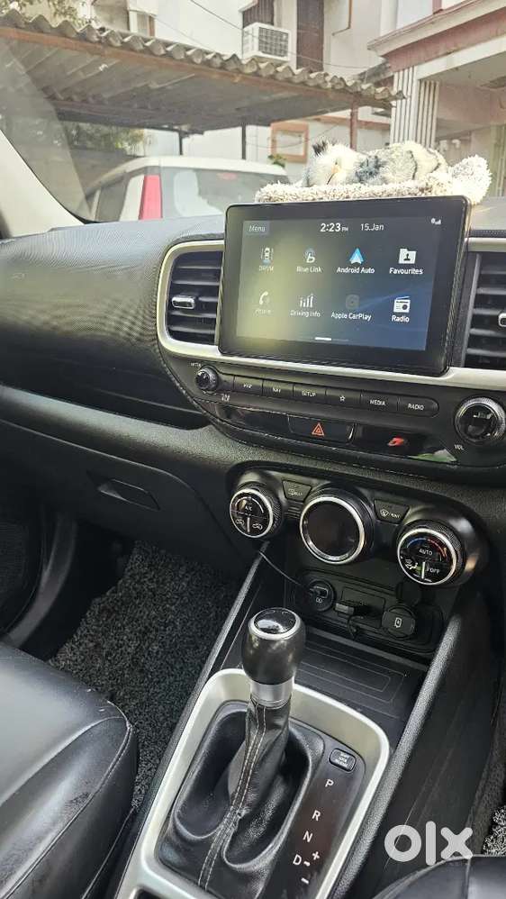 Automatic Hyundai Venue 2019 Petrol Well Maintained