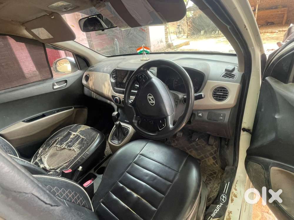 Hyundai Xcent 2016 Variant Model