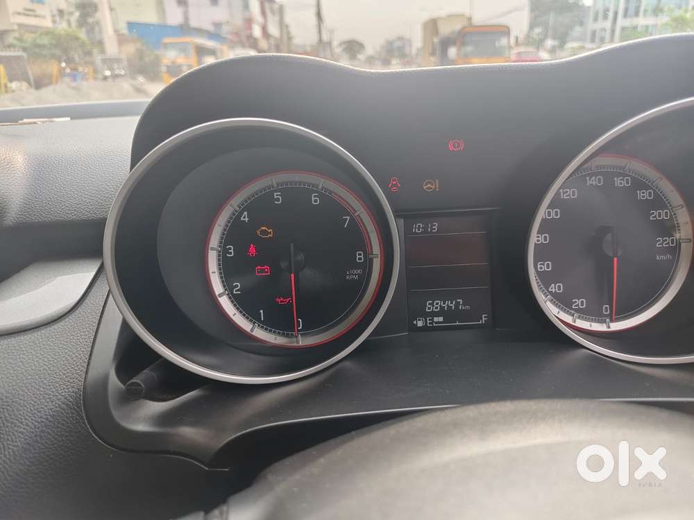 Maruti Suzuki Swift Vxi 1.2 Abs Bs-iv, 2019, Petrol