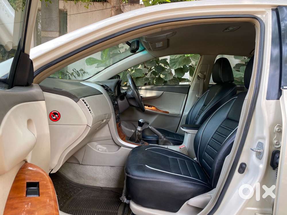 Toyota Corolla Altis 1.8 J, 2010