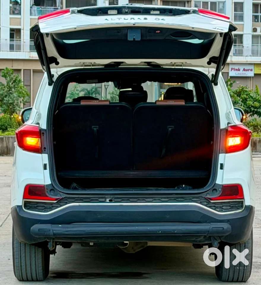 Mahindra Alturas G4 4wd At, 2022, Diesel
