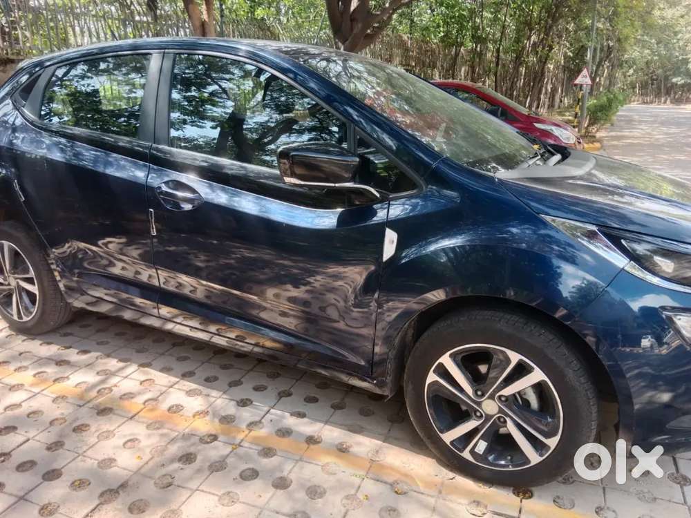 Tata Altroz 1.2 Xz Petrol 2024
