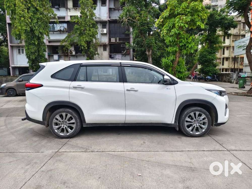 Toyota Innova Hycross 2.0 Zx (o) Hybrid 7 Str, 2026, Cng & Hybrids