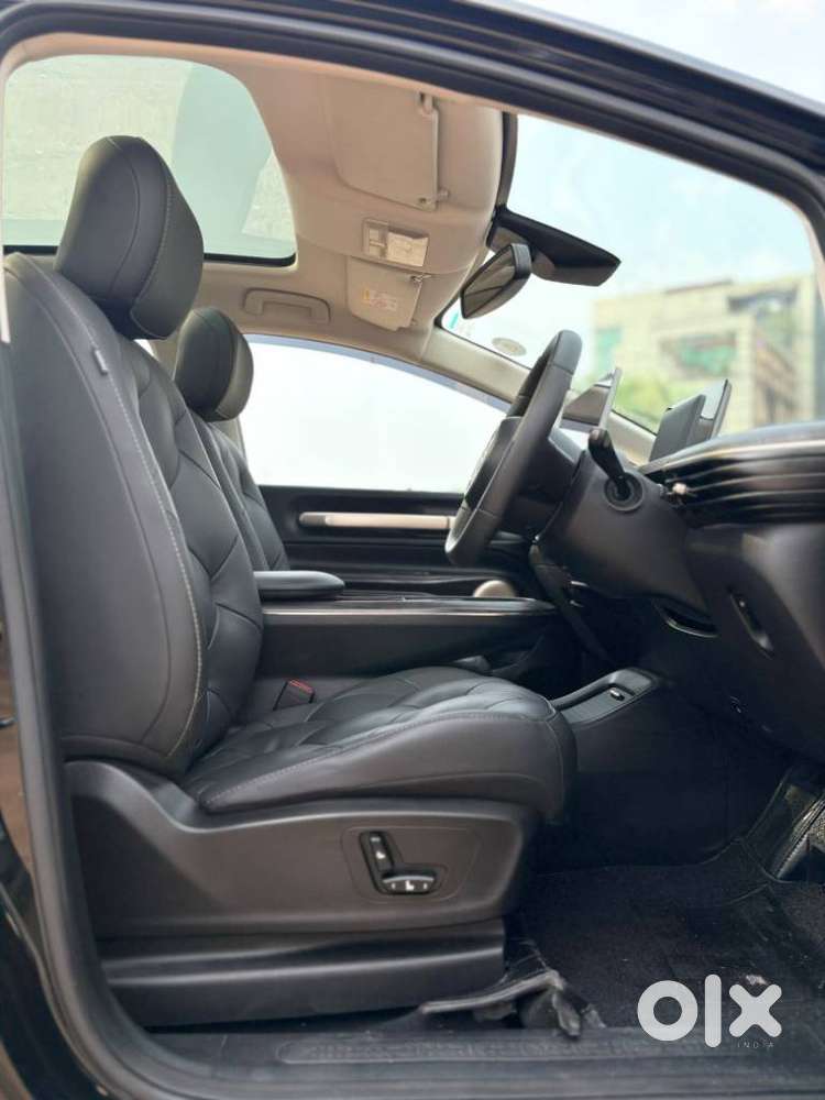 Mg Windsor Ev Essence, 2025, Electric