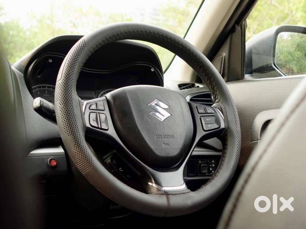 Maruti Suzuki Brezza 1.5 Zxi Smart Hybrid, 2022, Petrol