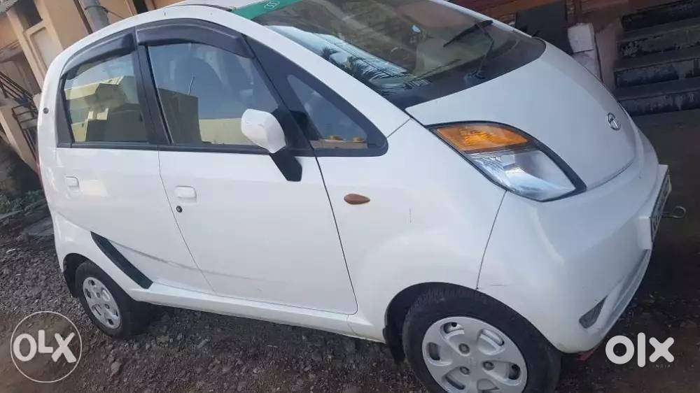 Nano Lx Tata 2012