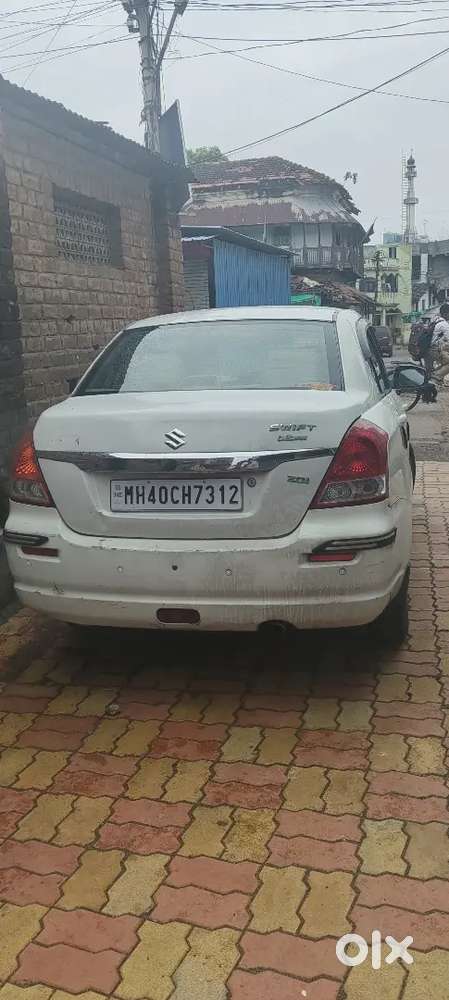 Maruti Dzire Tour 2011