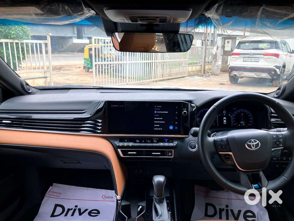 Toyota Camry 2.5l Automatic, 2025, Petrol