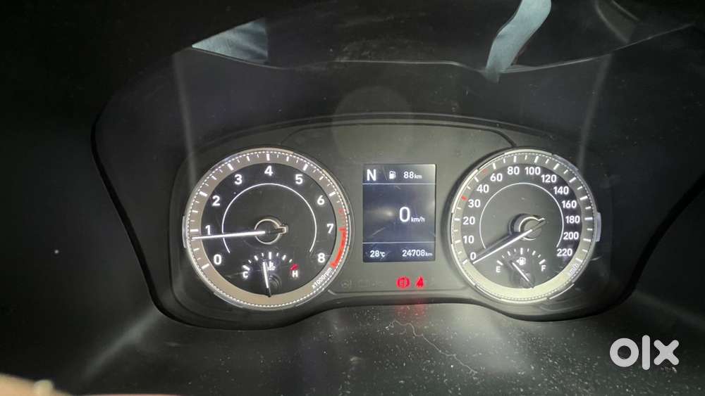Hyundai Venue Petrol Turbo Imt Sxo Top Model