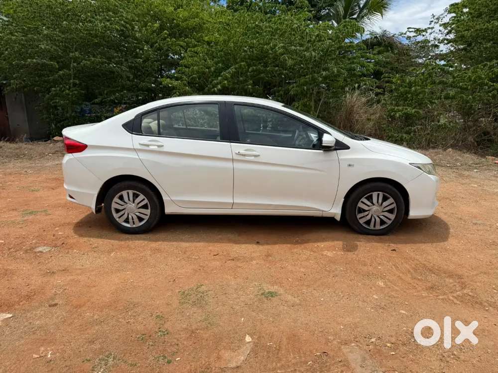 Well Maintained Car Proper Company Service Record