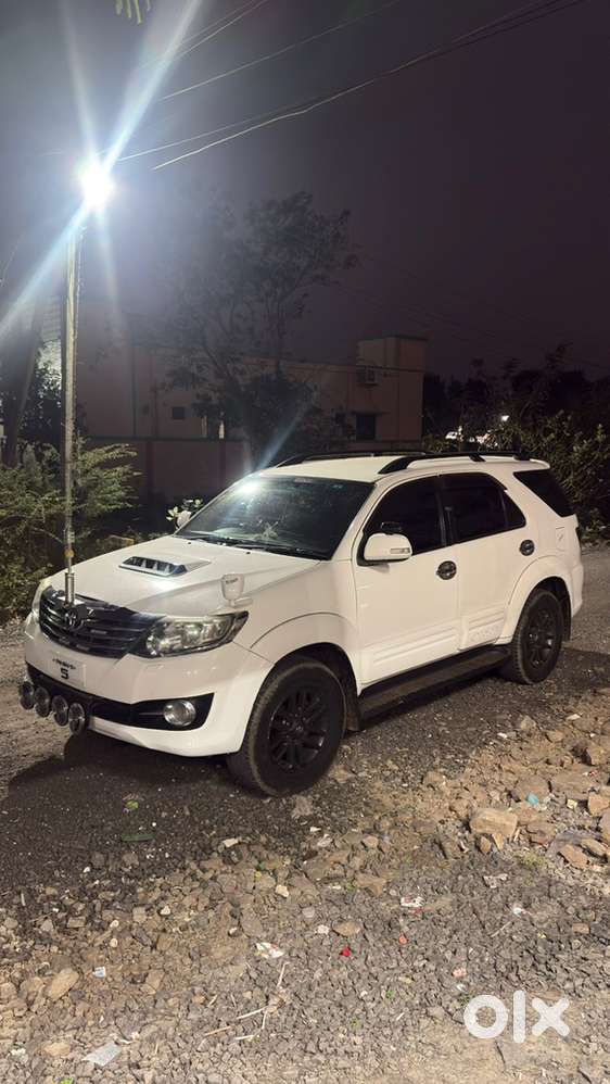 Toyota Fortuner Diesel 2015