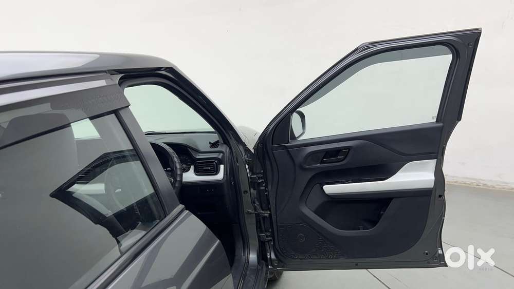 Tata Punch Pure, 2022, Petrol