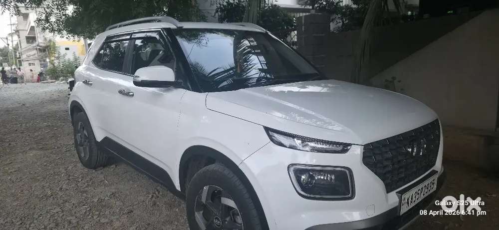 Hyundai Venue 2021 Petrol Good Condition