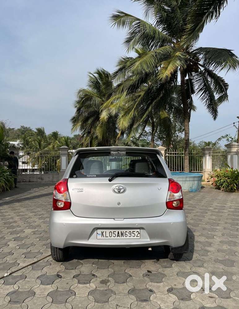 Toyota Etios Liva 2014-2016 V, 2016, Petrol