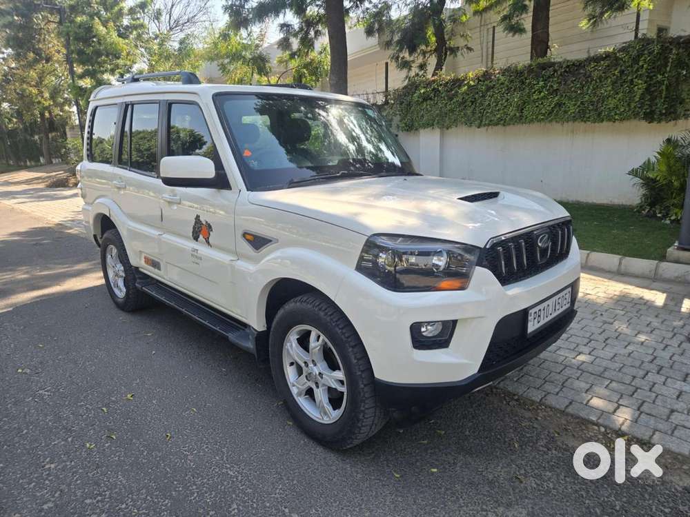 Mahindra Scorpio S10, 2017, Diesel