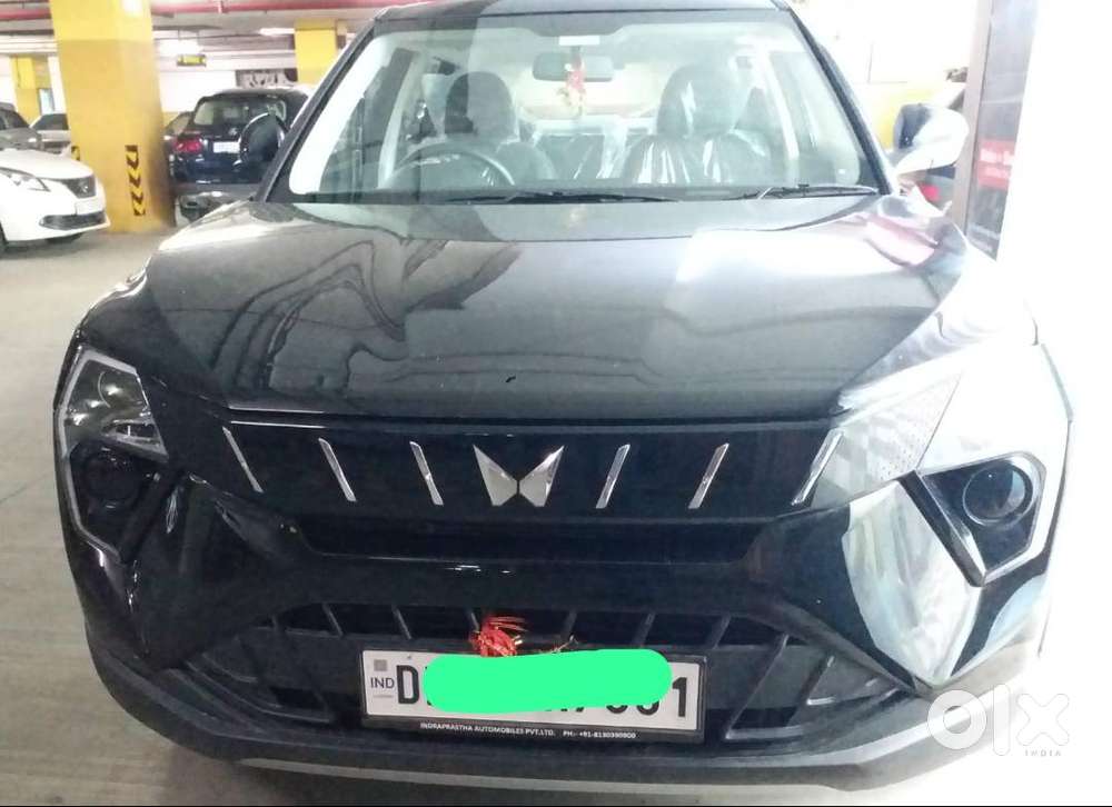 Mahindra Xuv 3xo Black In Excellent Condition