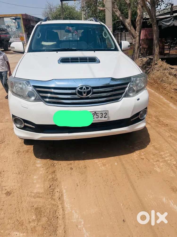 Toyota Fortuner Diesel 2015