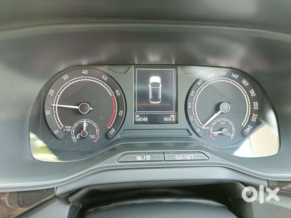 Skoda Kushaq 1.0 Tsi Style At, 2022, Petrol