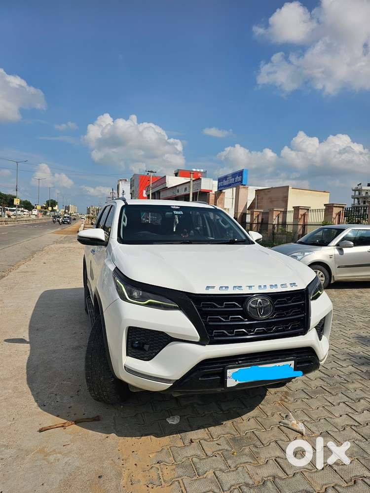 Toyota Fortuner 2021 Diesel Well Maintained