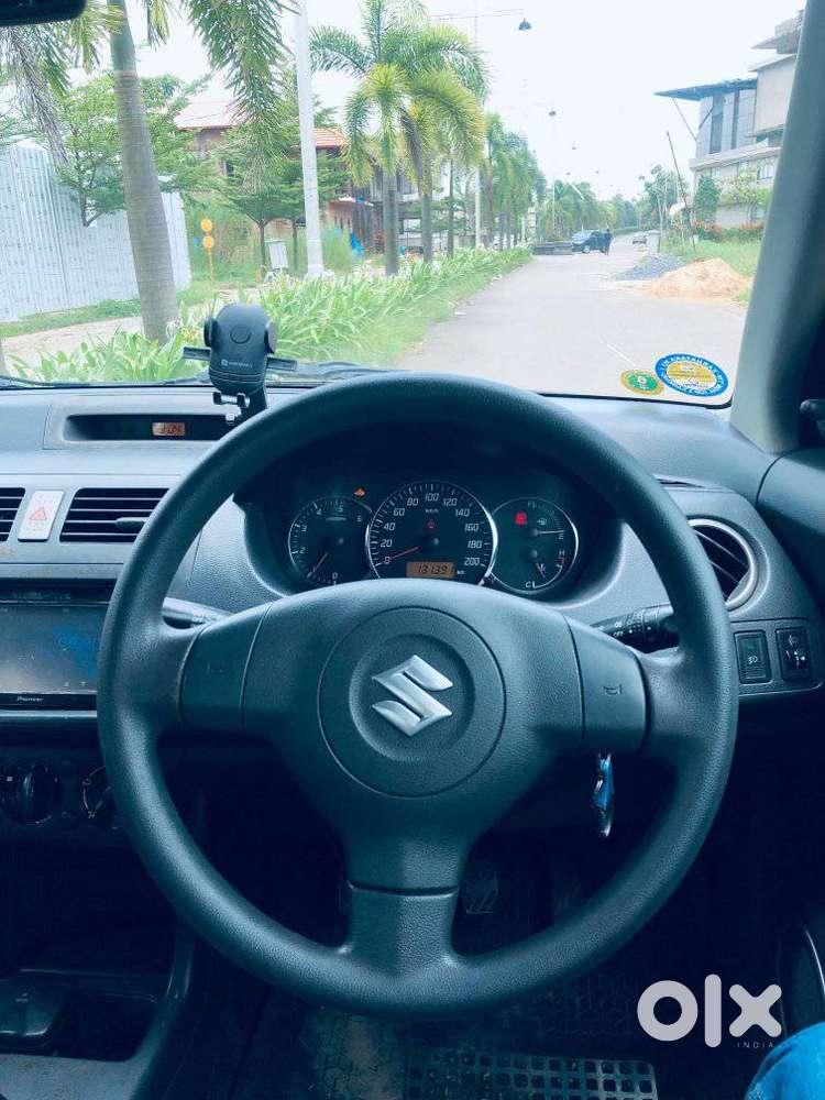 Maruti Suzuki Swift Vdi Bsiv W Abs, 2010, Diesel