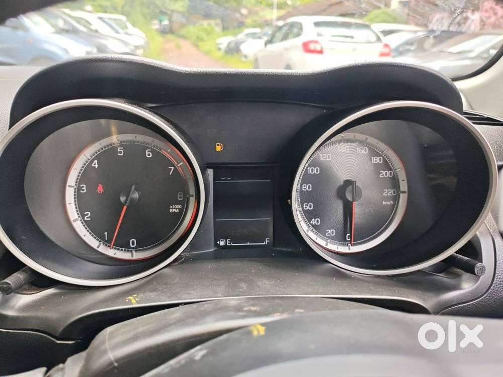 Maruti Suzuki Swift Vxi + Manual, 2023, Petrol