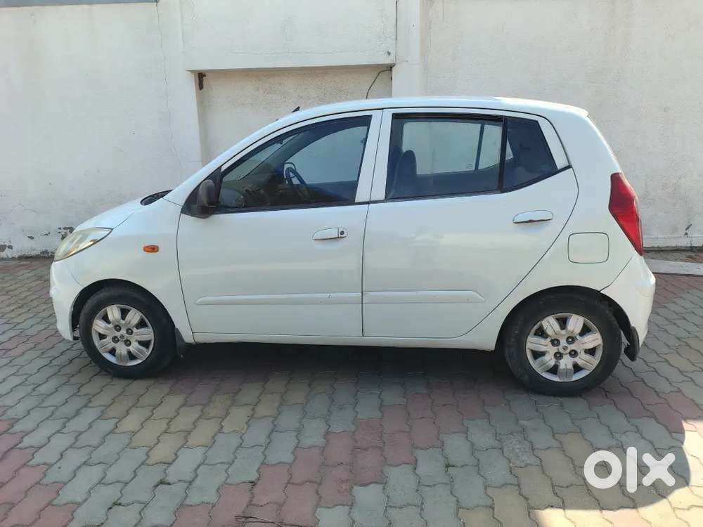 Hyundai I10 2011 Cng & Hybrids 92000 Km Driven