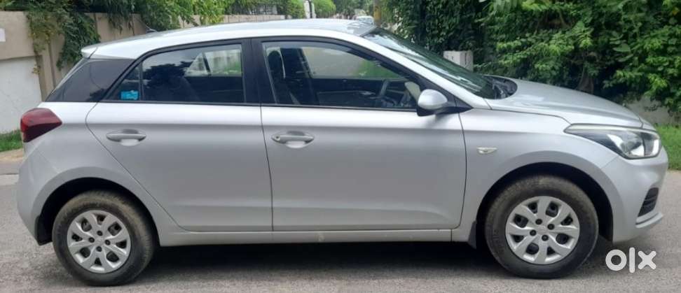 Hyundai I20 Petrol Cvt Magna Executive, 2018, Petrol