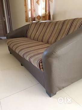 Used sofa set in olx sales