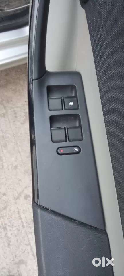 Tata Tiago 1.2 Revotron Xm, 2018, Petrol