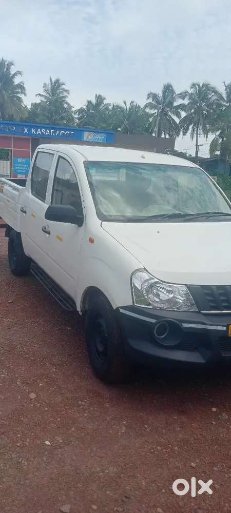 Mahindra Genio Diesel 2014