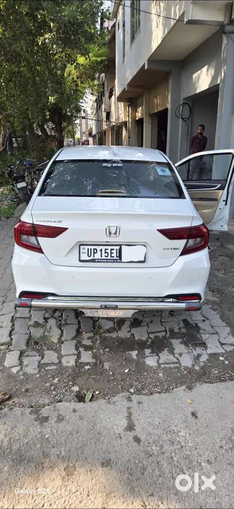 Honda Amaze 2024 Petrol Well Maintained