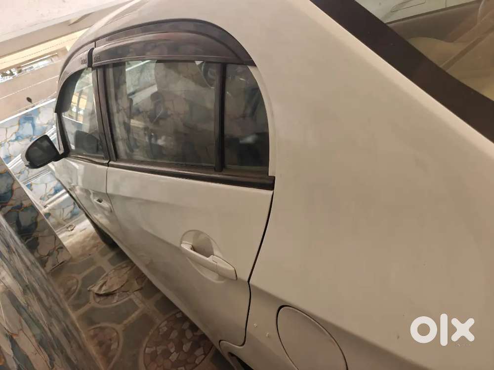 Honda Amaze 2017 Petrol 79840 Km Driven