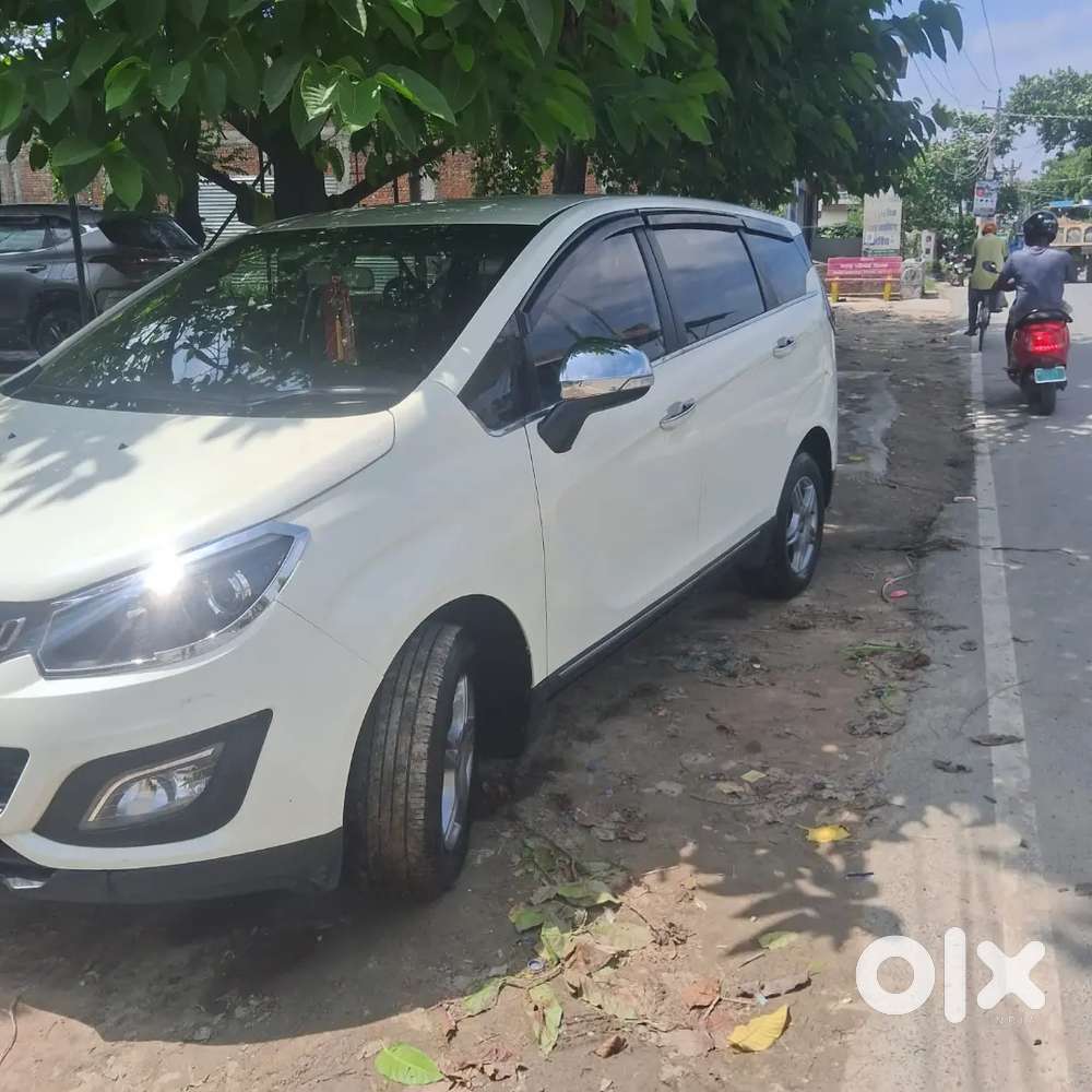 Mahindra Marazzo 2018 Diesel 65000km Driven