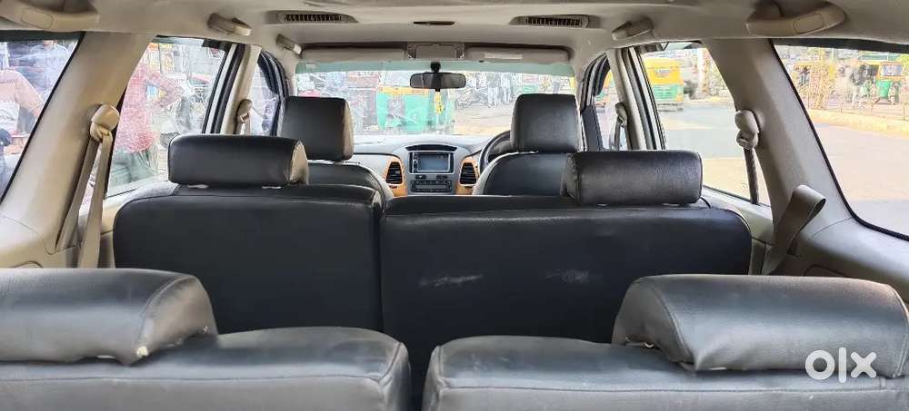 Toyota Innova 2010 Diesel Well Maintained