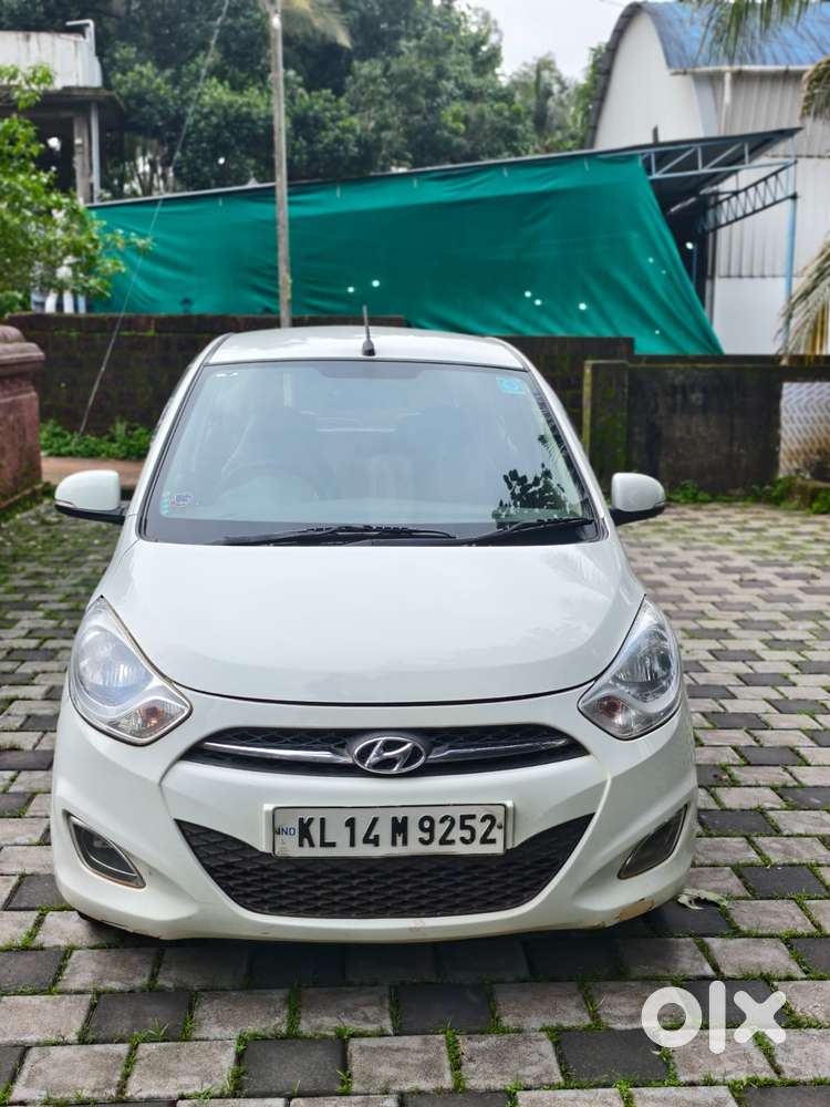 Hyundai I10 Sportz, 2012, Petrol