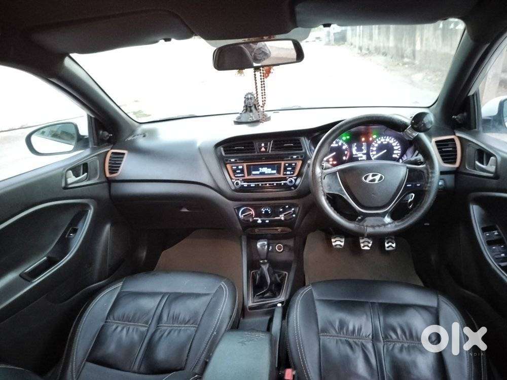 Hyundai I20 Active 1.2 Sx Dual Tone, 2015, Cng & Hybrids
