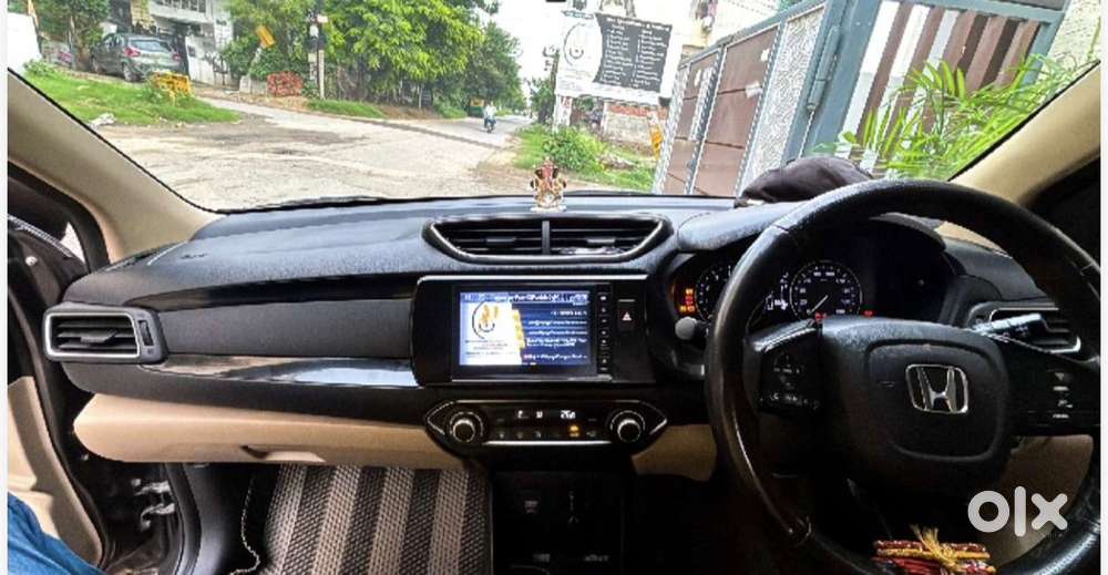 Honda Amaze 2nd Gen Petrol Well Maintained