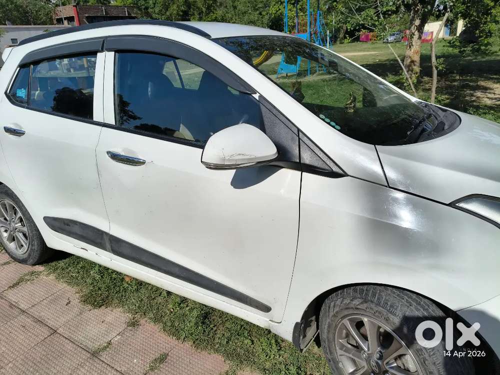 Hyundai Grand I10 2016, Call Me