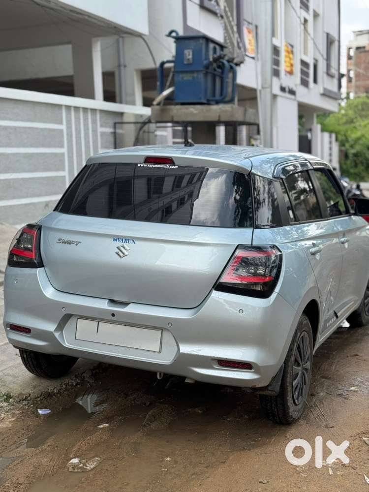 Maruti Suzuki Swift Vxi 2025