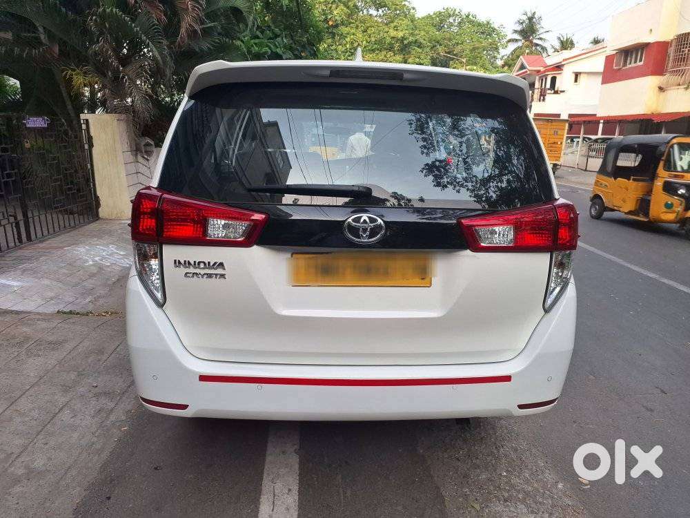 Toyota Innova Crysta 2.4 G Mt, 2025, Diesel
