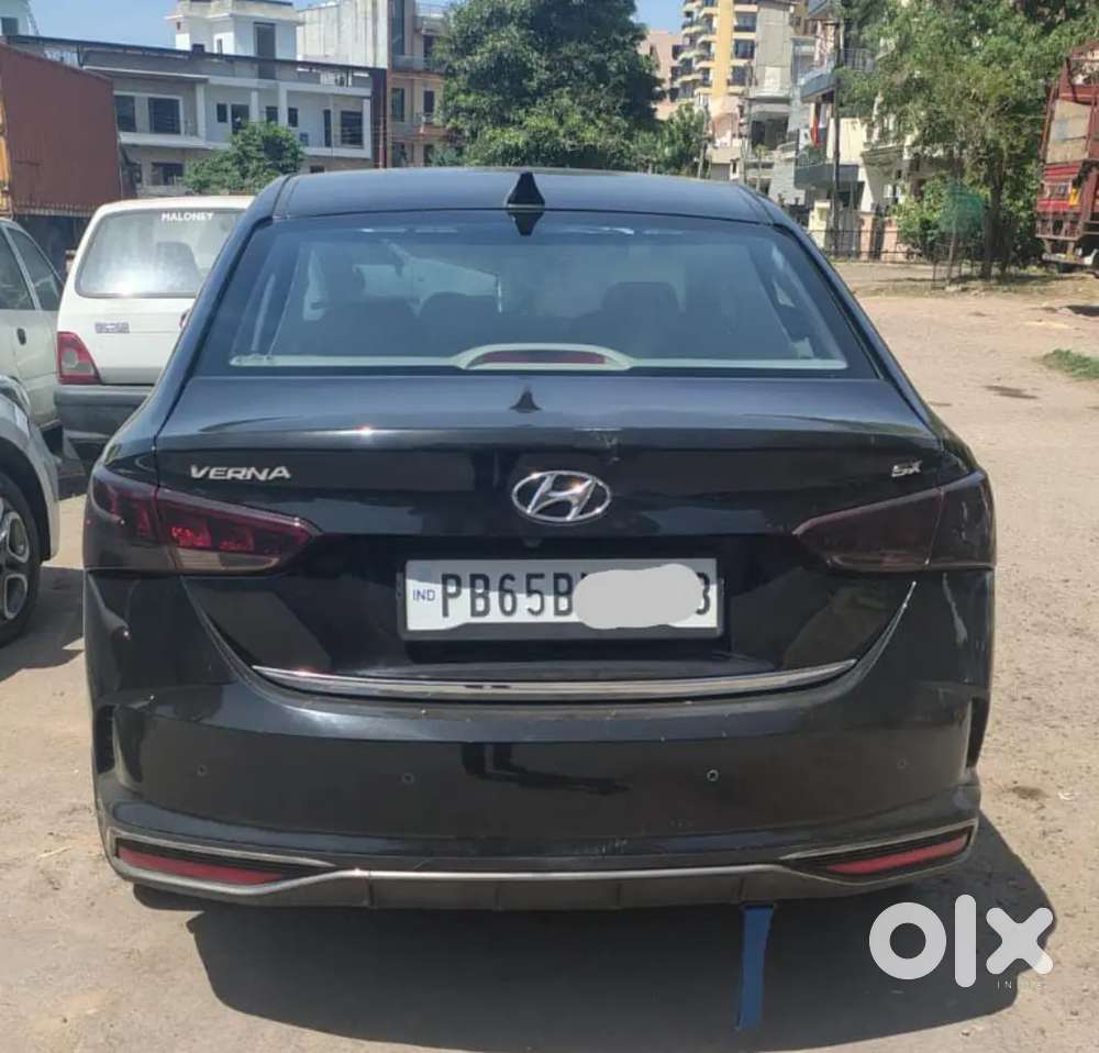 Hyundai Verna 2022 Diesel 98000 Km Driven