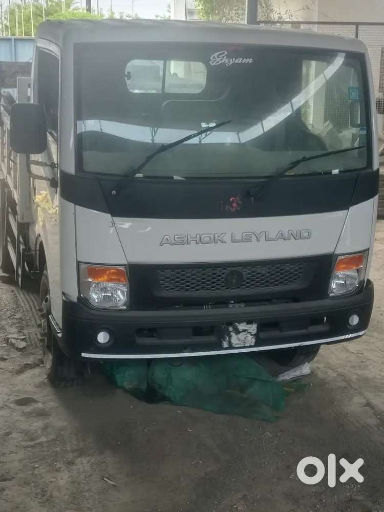 Ashok Leyland Stile 2025 Diesel 9400 Km Driven