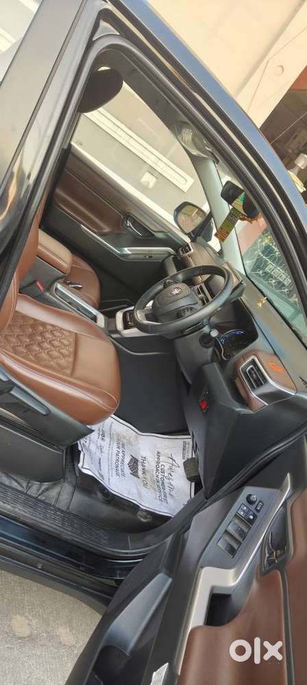 Toyota Innova Hycross 2.0 Vx Hybrid 7 Str, 2023, Petrol